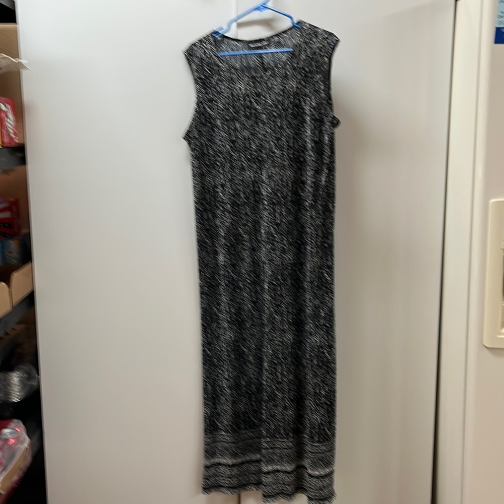 Black and white dress